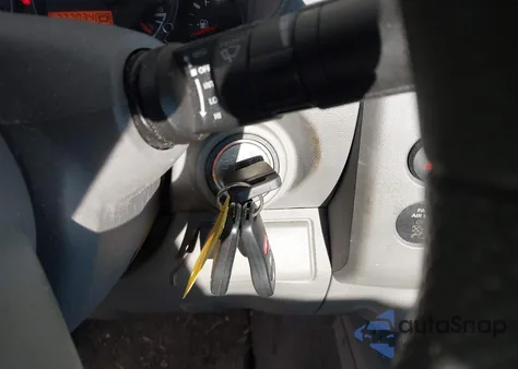 2007 Nissan Frontier Crew Cab Le/Se/Off Road из США, поврежденный, VIN 1N6AD07U27C416669